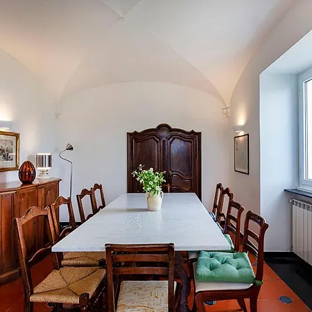 Typical Renovated House With Sea Views Santa Margherita Ligure