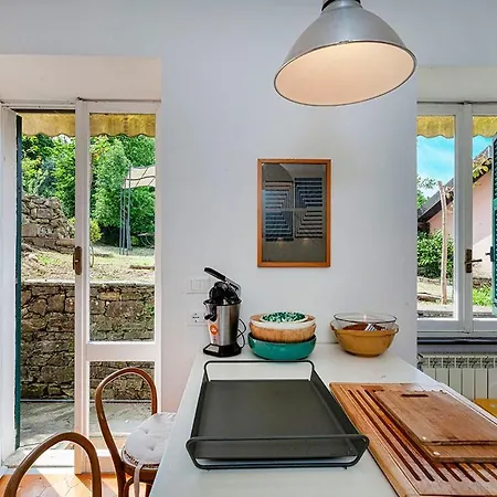 Typical Renovated House With Sea Views Villa *