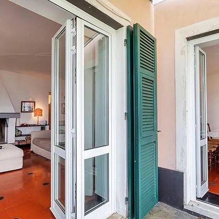 וילה Typical Renovated House With Sea Views